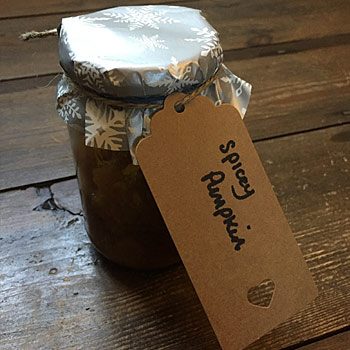 Tasty Gluten-Free Spicy Pumpkin and Apple Chutney Recipe