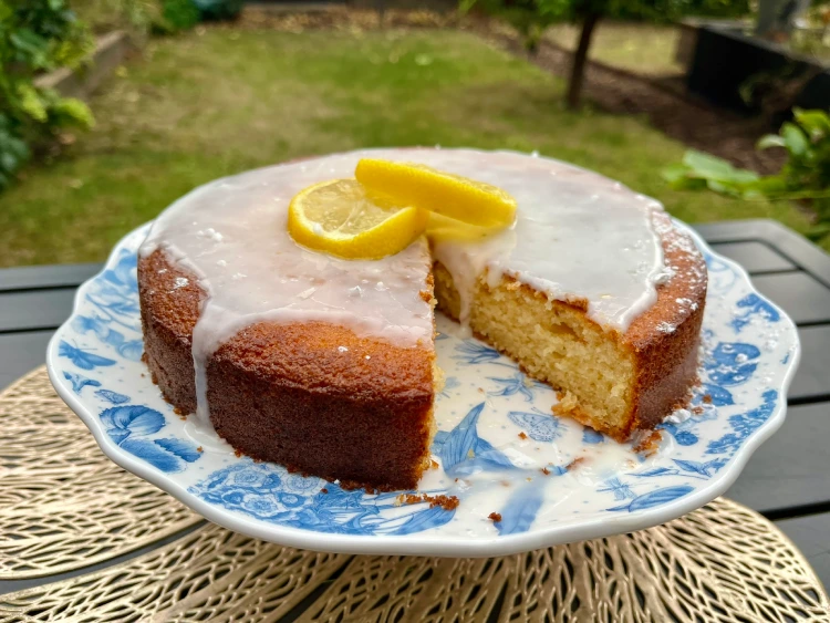 gluten free Lemon Drizzle cake