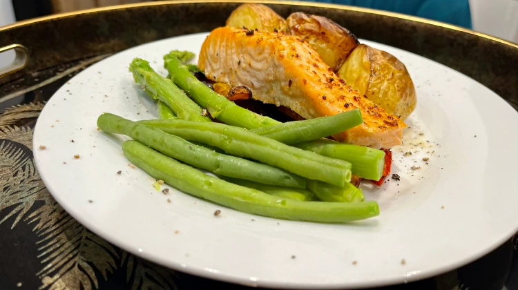 gluten-free chilli trout traybake