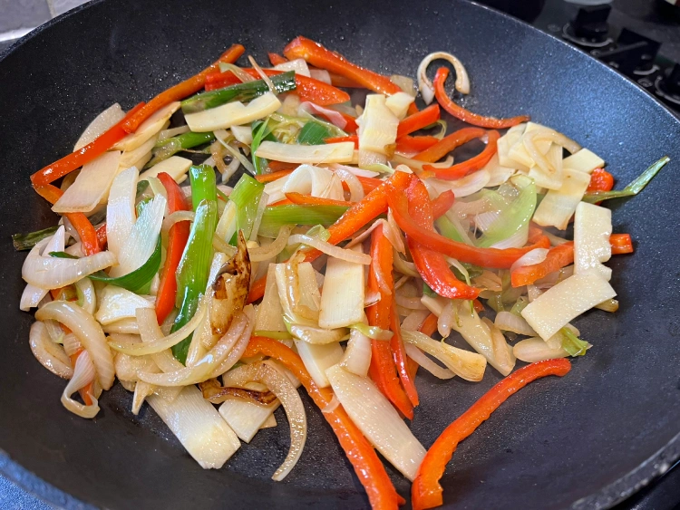 gluten-free teriyaki chicken stir frying veg