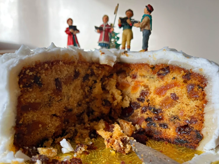 Scrumptious Gluten-free Christmas Cake
