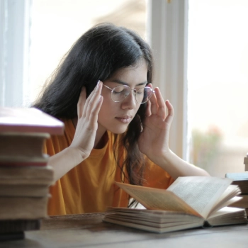 The Migraine-Gluten Connection: What Science Says