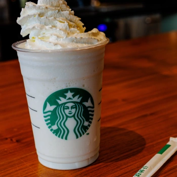 The Ultimate Starbucks Gluten-Free Menu Guide For 2025 (UK)